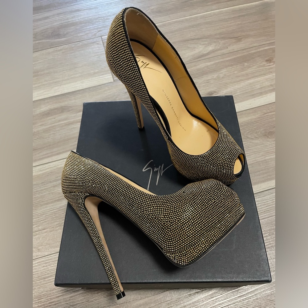 Giuseppe Zanotti Golden Crystal Heels
